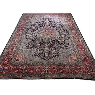 ANTIQUE MEDALLION CARPET  |  
l. 176 x w. 133 in.