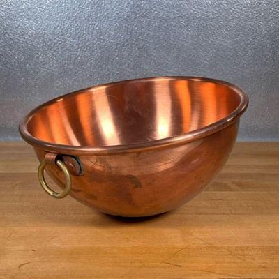 COPPER MIXING BOWL  |
Made in France, stamped but with no apparent makers mark, single handle - h. 5.5 x dia. 11 in.
