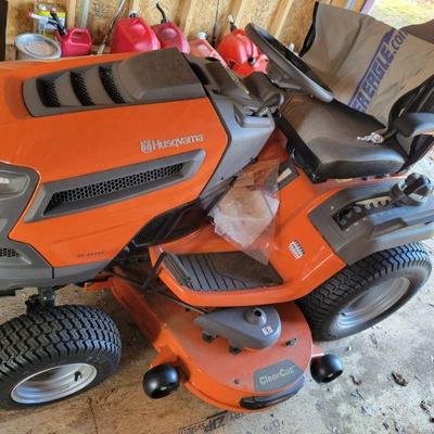Husqvarna TS 354xd rider with 2.4 hours