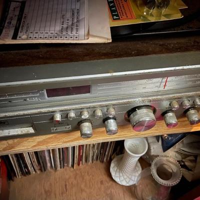 Vintage Stereo Receiver