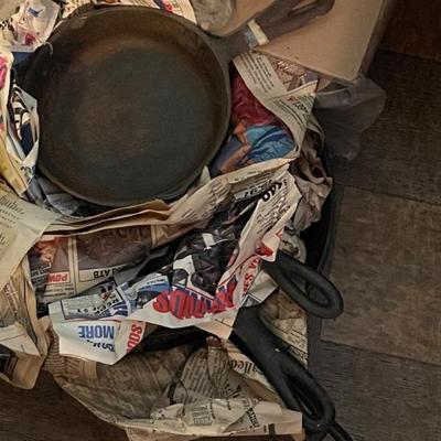 Antique Cast Iron Frying Pans 