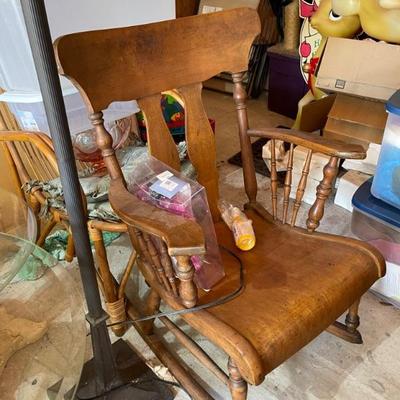 Rocking chair 
