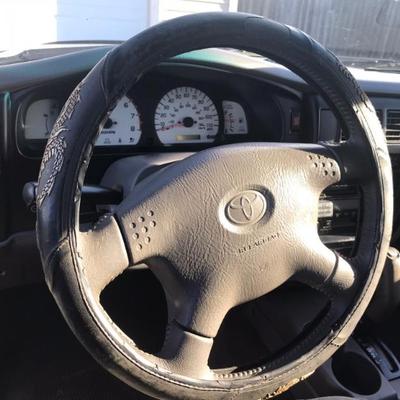$9,000 Toyota Tacoma 2002
92K miles