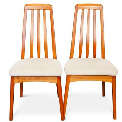 Bid on placerauctions.com
Lot #	Title
107	Benny Linden Design Teak Dining Chairs (Set of 4)
108	Mixed Minerals Globe and Stand
109	Weber...
