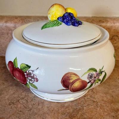 Telefora  bowl with lid