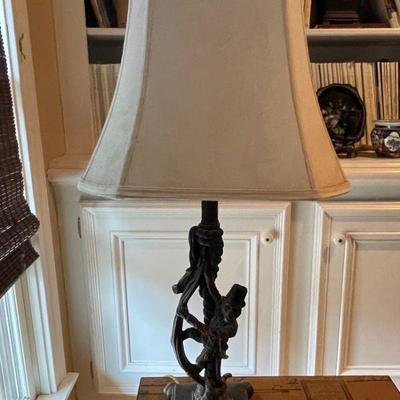Monkey based lamp w/shade