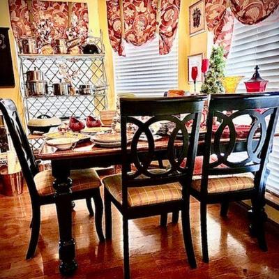 Terrific dining set with 18â€ leaf not shown in photo. 