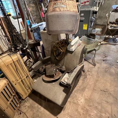 Beauty chair