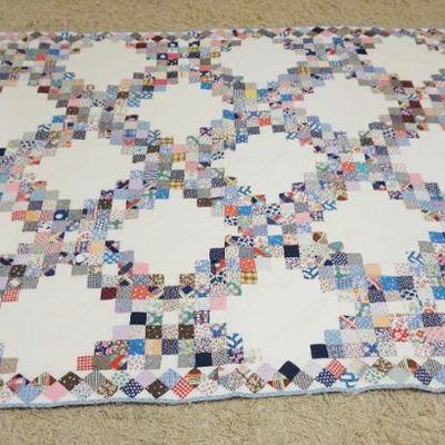 1035	ANTIQUE HAND SEWN QUILT IRISH CHAIN POSTAGE STAMP DIAMOND PATTERN, APPROXIMATELY 6 FT 5 IN X 5 IN 9 IN
