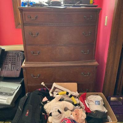 Dresser