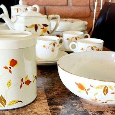 Vintage Jewel tea Autumn Leaf