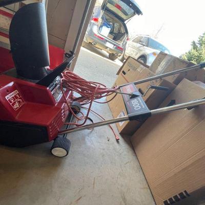 electric snow thrower