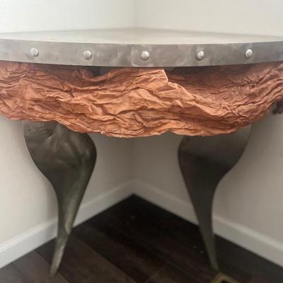 Custom table 