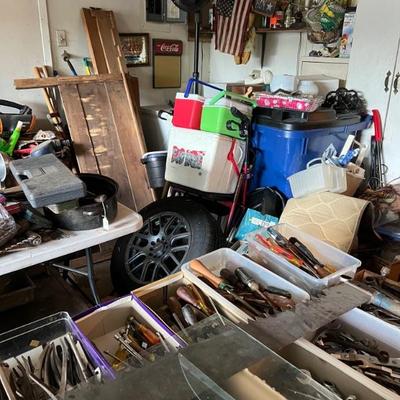 Estate sale photo