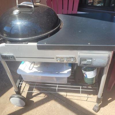 Very nice gas grill