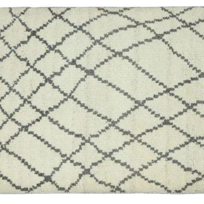 Hand knotted Indian Modern Rug 2'0" x 3'0"
$120...