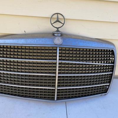 Mercedes Grill 