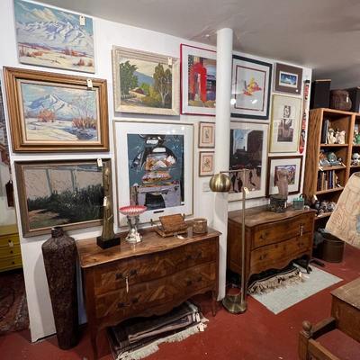 Estate sale photo