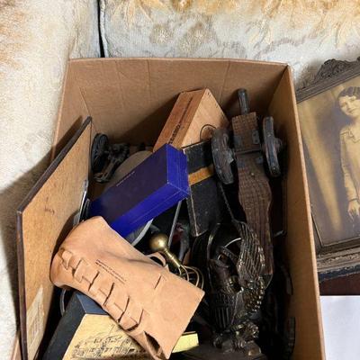 Assorted Bric-a-Brac to Rummage