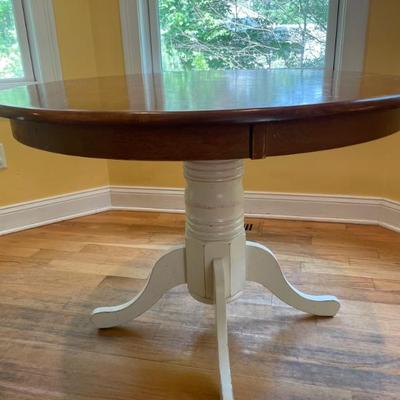 Madison Furniture Barn Canadel Round Pedestal Table 48" W x 31" H x 48" D