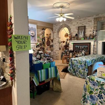 Estate sale photo