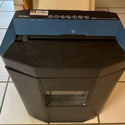 Royal Paper Shredder