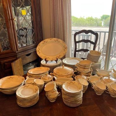 Homer Laughlin China No Crazing Excellent Condition 
