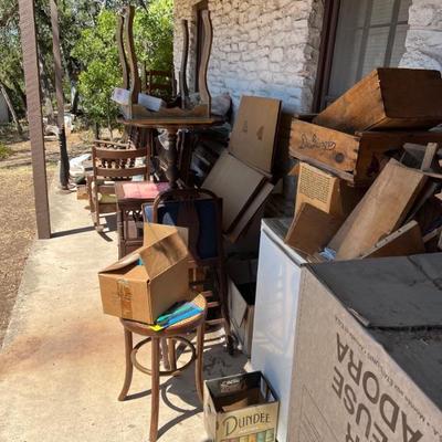 Estate sale photo