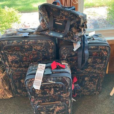 Pierre Cardin luggage