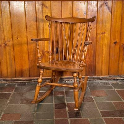 ETHAN ALLEN BAUMRITTER ROCKER | Made by Baumritter, Vermont for Ethan Allen. Maple brace-Back Windsor Rocker. Nice natural finish. - l....
