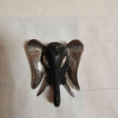 https://www.auctionninja.com/stress-free-estate-services-llc/sales/details/giant-nh-coast-estate-gold-silver-and-costume-jewelry-auction-...
