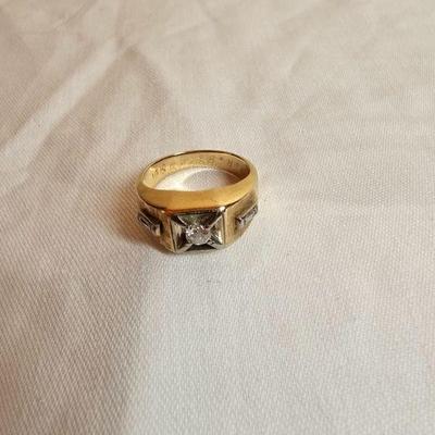 https://www.auctionninja.com/stress-free-estate-services-llc/sales/details/giant-nh-coast-estate-gold-silver-and-costume-jewelry-auction-...