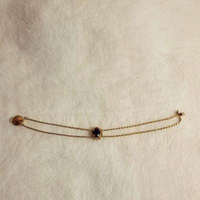 https://www.auctionninja.com/stress-free-estate-services-llc/sales/details/giant-nh-coast-estate-gold-silver-and-costume-jewelry-auction-...