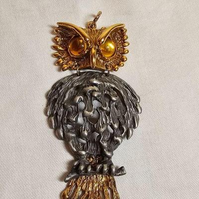 https://www.auctionninja.com/stress-free-estate-services-llc/sales/details/giant-nh-coast-estate-gold-silver-and-costume-jewelry-auction-...