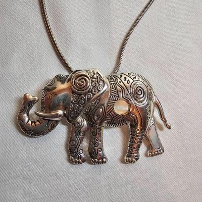 https://www.auctionninja.com/stress-free-estate-services-llc/sales/details/giant-nh-coast-estate-gold-silver-and-costume-jewelry-auction-...