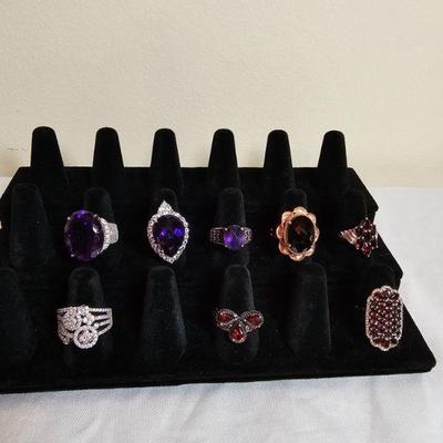 https://www.auctionninja.com/stress-free-estate-services-llc/sales/details/giant-nh-coast-estate-gold-silver-and-costume-jewelry-auction-...