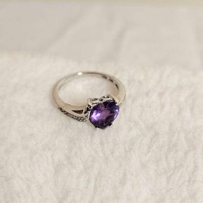 https://www.auctionninja.com/stress-free-estate-services-llc/sales/details/giant-nh-coast-estate-gold-silver-and-costume-jewelry-auction-...