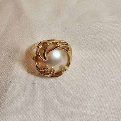 https://www.auctionninja.com/stress-free-estate-services-llc/sales/details/giant-nh-coast-estate-gold-silver-and-costume-jewelry-auction-...