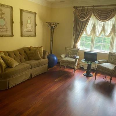 EstateSalesByOlga in Franklin Lakes Estate Sale