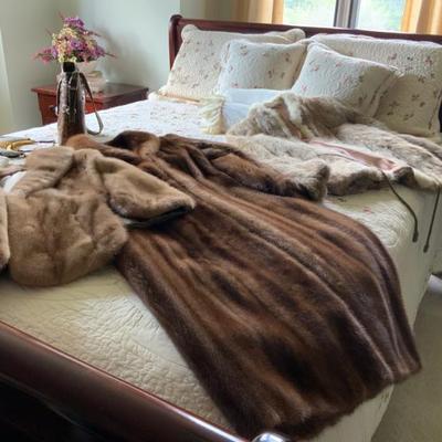 Fur coats, long mink, mid length, short