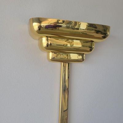 Mid century brass wall sconce
16x6x42