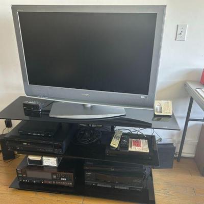 Entertainment table with glass top