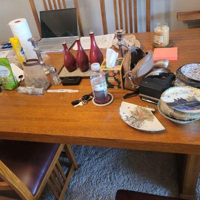 Dining room table, two leaves, one goes on each end of the table