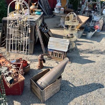 Estate sale photo
