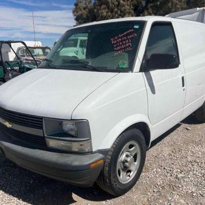 #355 â€¢ 2004 Chevrolet Astro Van
