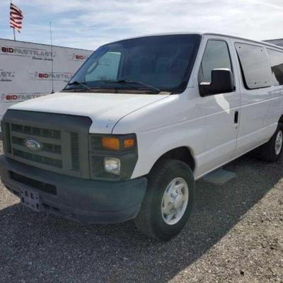 #305 â€¢ 2012 Ford Econoline
