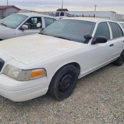 #574 â€¢ 2008 Ford Crown Victoria
