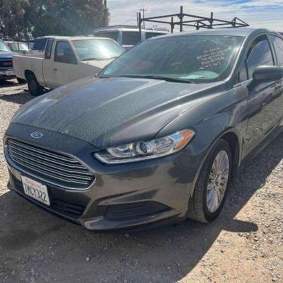 #534 â€¢ 2016 Ford Fusion Hybrid
