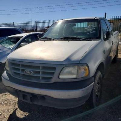 #260 â€¢ 2000 Ford F-150

