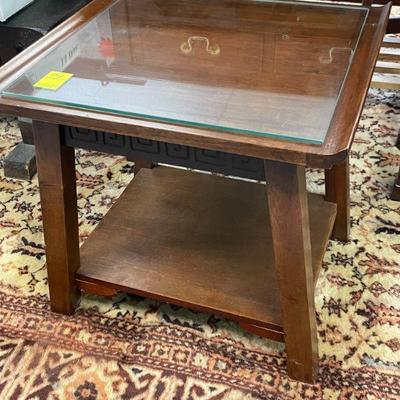 End Table w/Glass